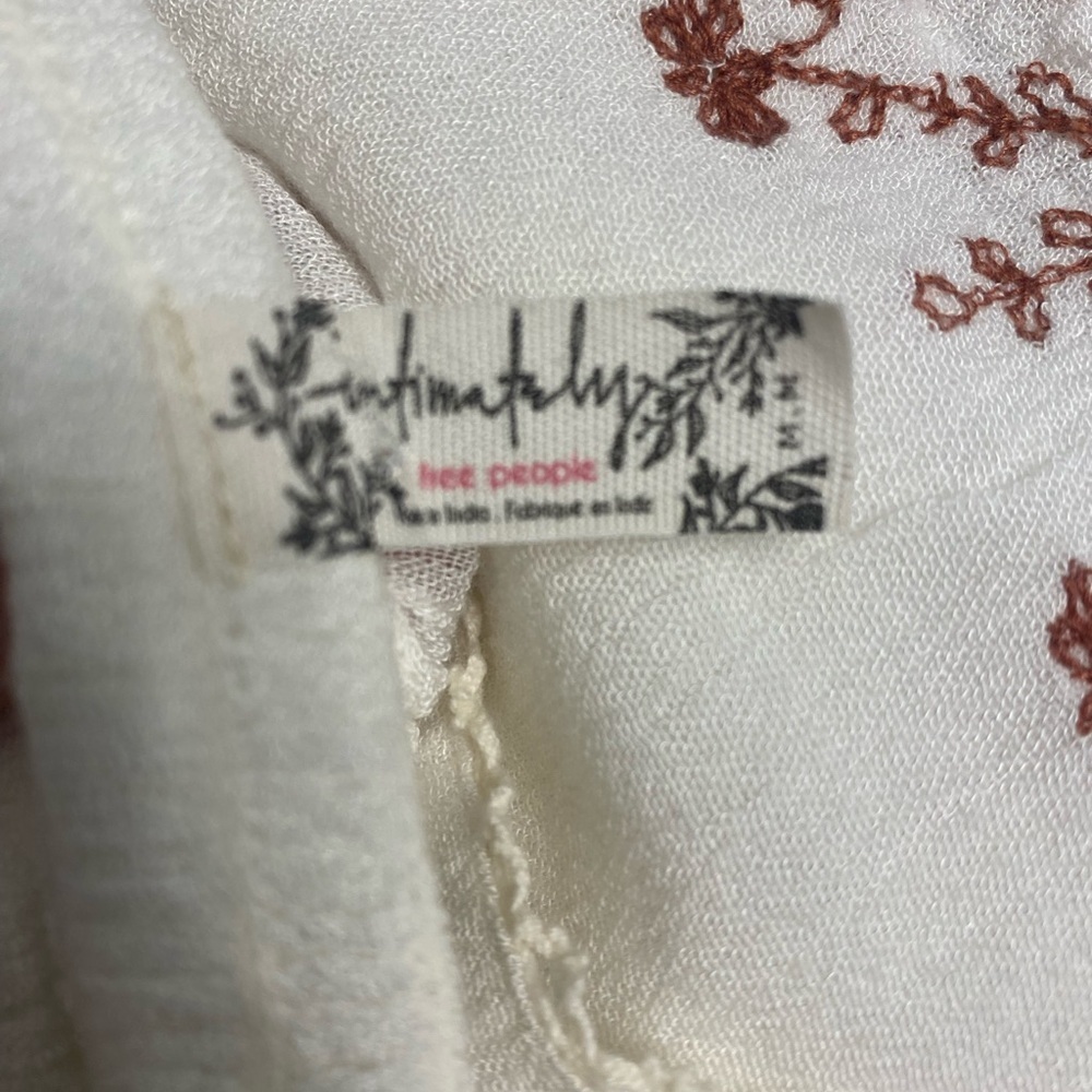 Free People Embroidered Sun Dress Smocked Spaghetti Straps Keyhole Back Size M - Picture 8 of 10